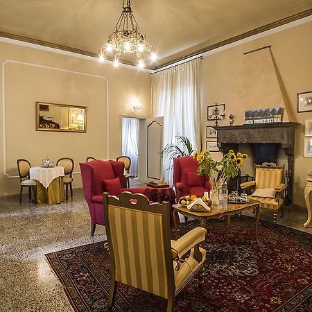 Relais San Lorenzo ลุคคา ภายนอก รูปภาพ