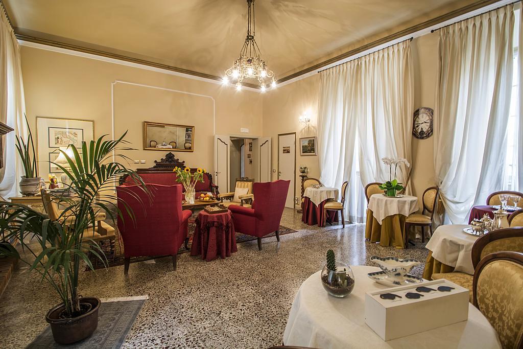 Relais San Lorenzo ลุคคา ภายนอก รูปภาพ