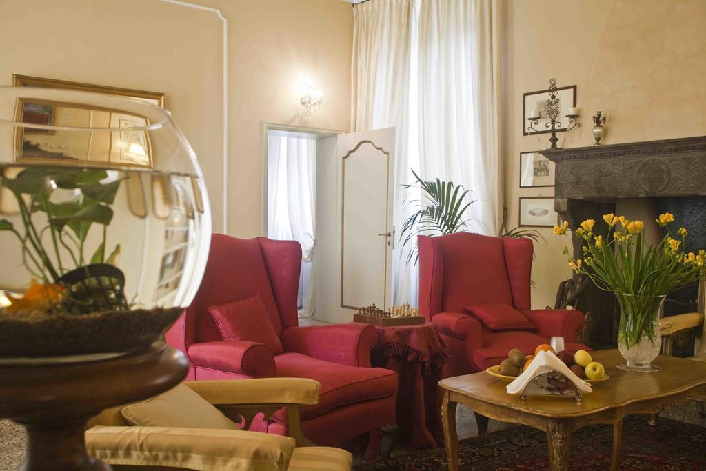 Relais San Lorenzo ลุคคา ภายนอก รูปภาพ